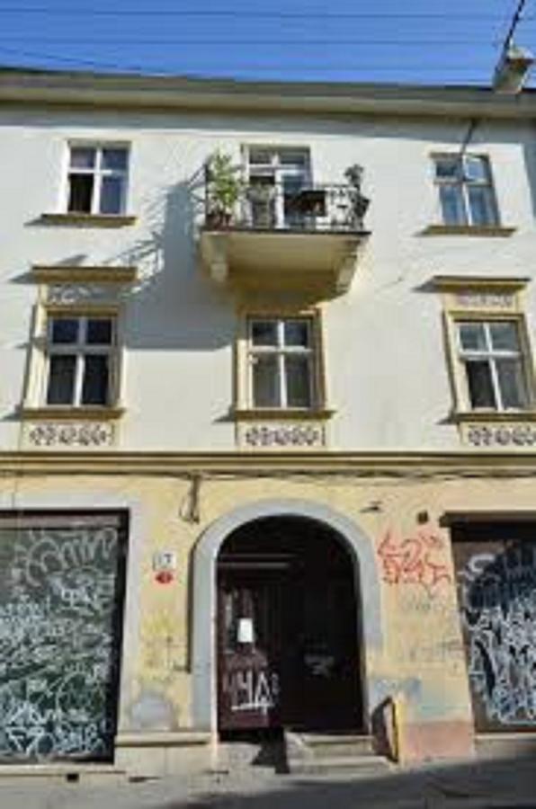 Квартира Подобово Біля Площі Ринок Вулиця Староєврейська 17 Lviv Exterior foto